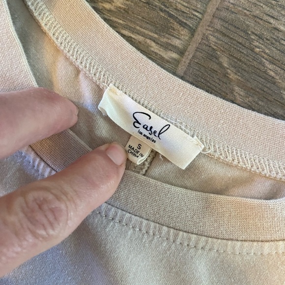 Women’s Easel Patchwork Flower Oversized Tee Small Cotton - Picture 4 of 8